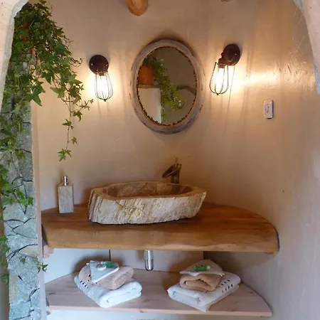 Bed & Breakfast Hobbit Et Figuiers Eyvignes-et-Eybenes