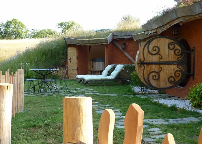 לינה וארוחת בוקר Hobbit Et Figuiers