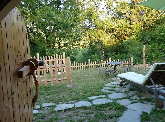 לינה וארוחת בוקר Hobbit Et Figuiers