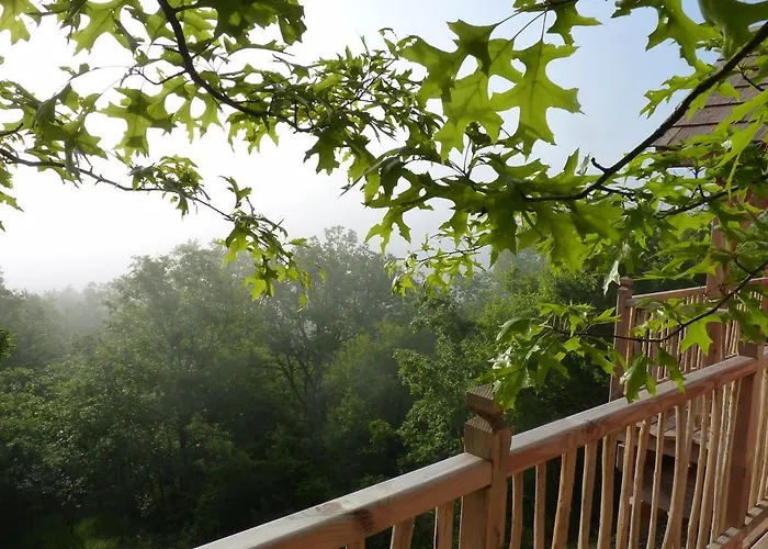 Hobbit Et Figuiers לינה וארוחת בוקר 3*